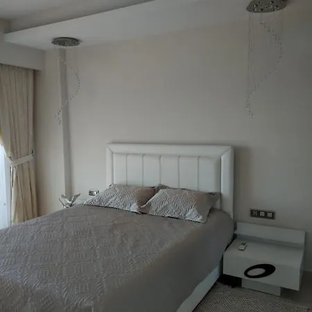 Best Azura Park Apartmán